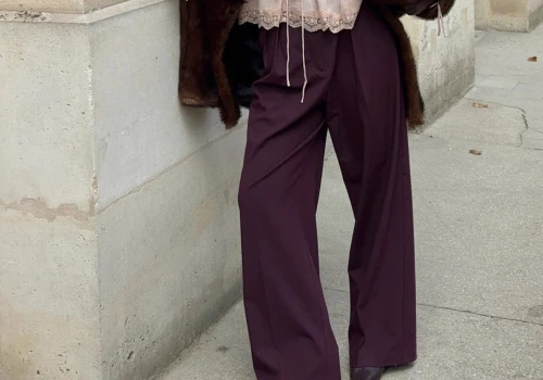 Eleganckie spodnie za 24,99 zł? Sinsay przecenił model wide leg, Mango Outlet też ma podobne fasony