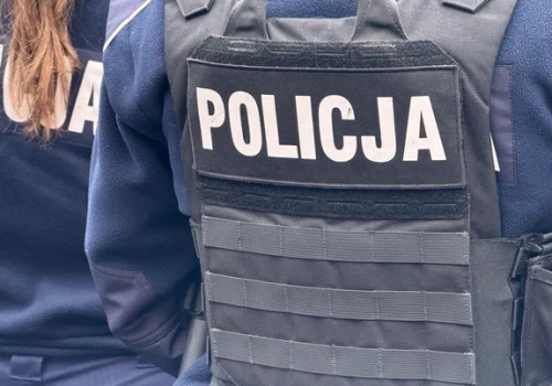 Policjanci ratowali życie podczas pożaru kamienicy