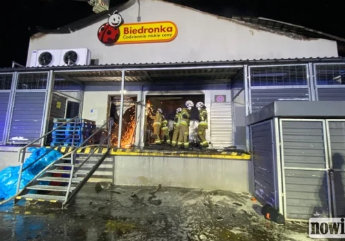 Pożar Biedronki w Jastrzębiu-Zdroju. Śledczy wskazali miejsce, w którym pojawił się ogień