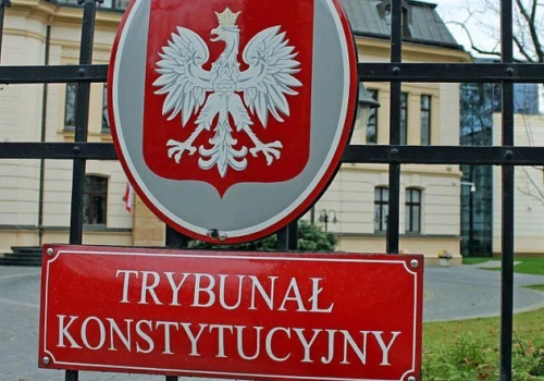 Prokuratur i policja weszli do Trybunału Konstytucyjnego! Święczkowski alarmuje Nawr…