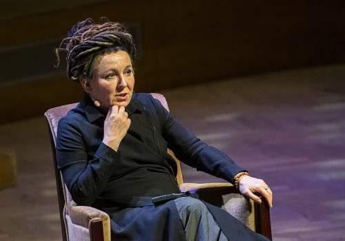 Konserwatyzm i snobizm. Olga Tokarczuk w bańce własnego środowiska
