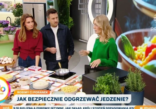 Nie wystarczy włożyć do mikrofalówki. Tak bezpiecznie odgrzejesz obiad