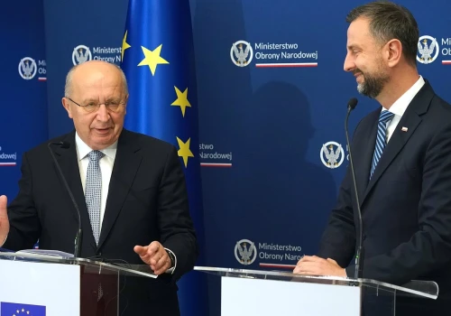 Dron uderzył w lokomotywę po ukraińskiej stronie granicy. Szef MON: sytuacja jest bardzo poważna