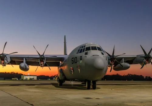 Pierwszy C-130J-30 Super Hercules przeznaczony dla US Navy dostarczony