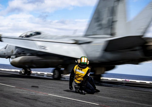 Myśliwiec F-35C wykonał pierwsze lądowanie na lotniskowcu USS Kennedy