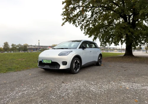 GAC AION UT na testach elektromobilnych