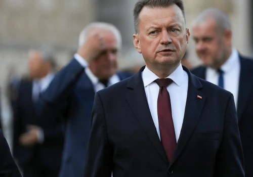 Sędziowie TK żądają przeprosin od Błaszczaka po słowach o Hitlerze. 