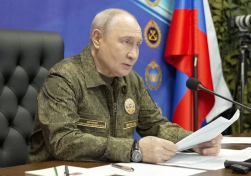 Putin w mundurze kreśli nową linię na mapie. Ogłosił 