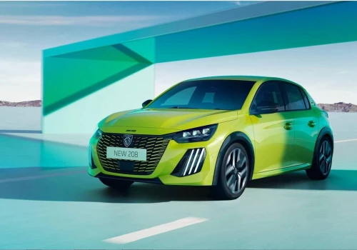 Nowy najtańszy, dostępny od ręki Peugeot 208 z automatem lub bez. Gdzie i za ile?