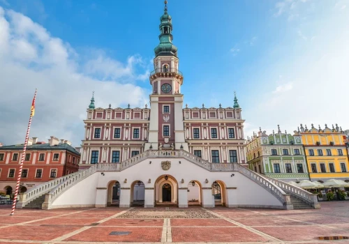 To miasto w Polsce nie ma dość turystów. Zapłacą połowę za obiad i atrakcje
