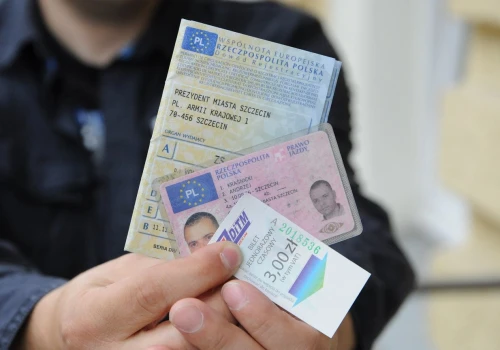 Nie masz prawa jazdy? Możesz zapłacić znacznie więcej niż 1500 zł. I nie chodzi o mandat