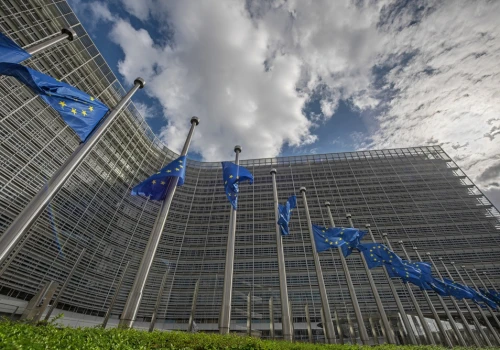 „Polska wraca obok tarczy”. Ekspert o tym, co Tusk ugrał na szczycie UE