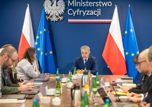 Ochrona dzieci w Internecie. Rozmowy z platformami cyfrowymi