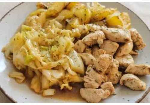 Ten czosnkowy sos pasuje do kurczaka idealnie. Obiad bez długiego stania w kuchni
