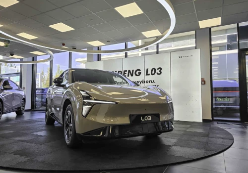5 minut z… Xpeng L03. Oglądamy nowy globalny model chińskiej marki