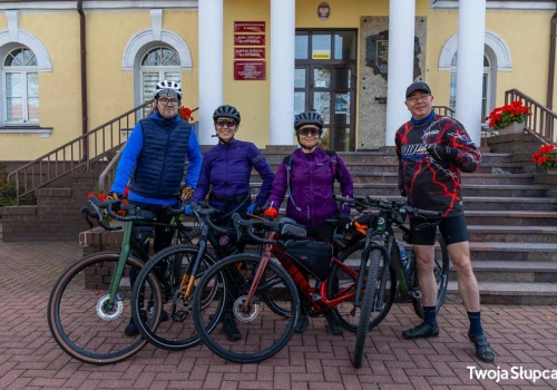 Na rowerze z Warszawy do Paryża przez Słupcę. Kolejna podróż Karoliny Kocięckiej.