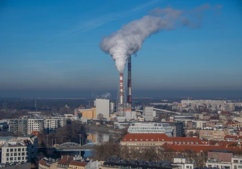 Elektrociepłownia w dużym polskim mieście żegna się z węglem. Kominy będą mniej dymić