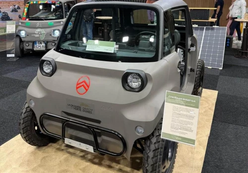 Citroën Ami 4×4 szykuje się na Saharę. Dwa silniki i prąd ze słońca