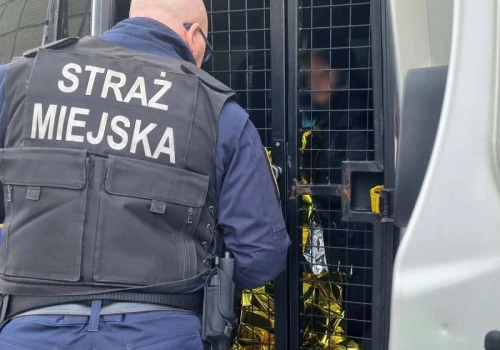 Niepokojące zdarzenie w Parku Skaryszewskim. Kobieta przeżywała załamanie nerwowe