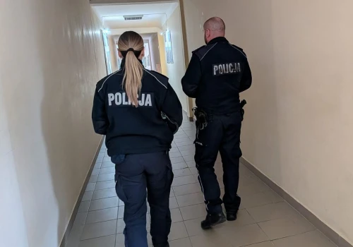 Rośnie bilans policyjnych zatrzymań w związku z akcją w szkołach. Skontrolowano ponad 200 tys. placówek