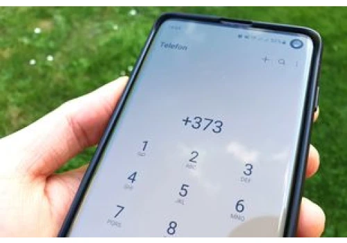Dzwonią z +373. Tak działa znane oszustwo