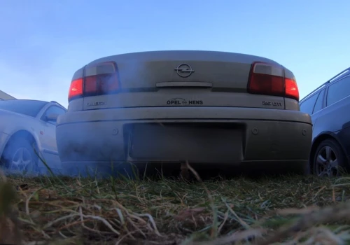Toyota chce, by pewne samochody spalinowe uznać za zeroemisyjne, jak elektryki. Nowa kategoria VEEF