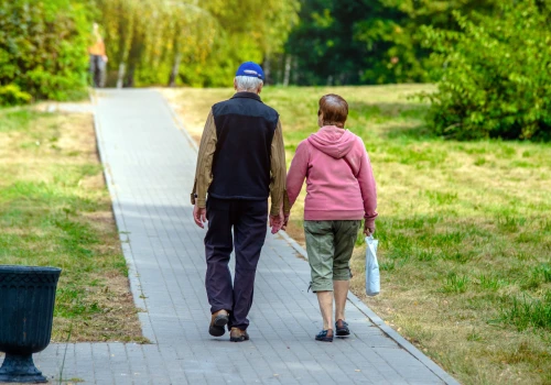 Dodatkowe 8400 zł dla seniorów. ZUS na to pozwala
