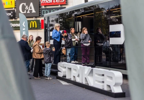 Nowa Dacia Striker w Bydgoszczy. Do mobilnego salonu ustawiały się kolejki