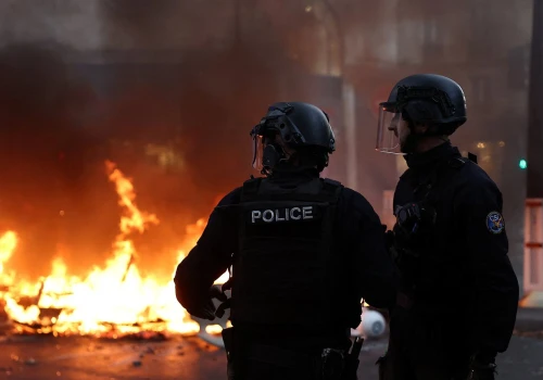 Zamieszki na protestach we Francji. Burmistrz Paryża: Całe ulice zostały zdewastowane