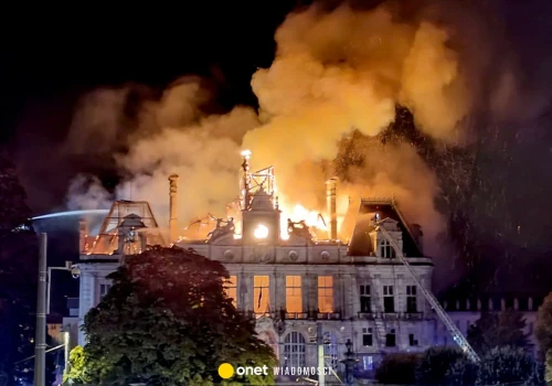 Francja w ogniu. Demonstracje przerodziły się w zamieszki. Podsumowanie nocy