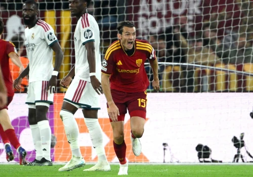 Królewscy w pogoni za Barceloną. Real Madryt – Sevilla: typy, składy, analiza