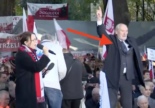 Macierewicz odpalił się pod TK! Żenujące ataki pod adresem Tuska. „On wspiera ciągle Putina”
