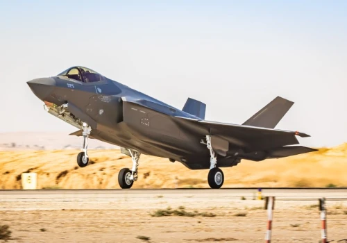 Dodatkowe środki ma modyfikacje F-35 Lightning II dla odbiorcy eksportowego