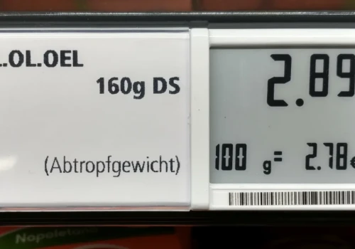 Elektroniczne cenówki coraz powszechniejsze w sklepach. Klienci boją się o dynamiczne ceny