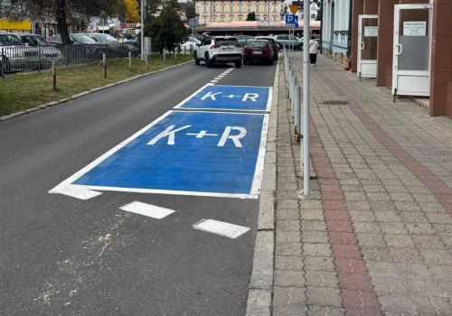 Nowe miejsca postoju przy Hali Targowej w Rzeszowie. Kierowcy mają tylko 5 minut