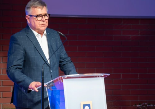 Na taką halę sportową uczniowie czekali od lat