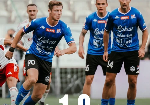 Pechowa przegrana w Łodzi. Gol w doliczonym czasie