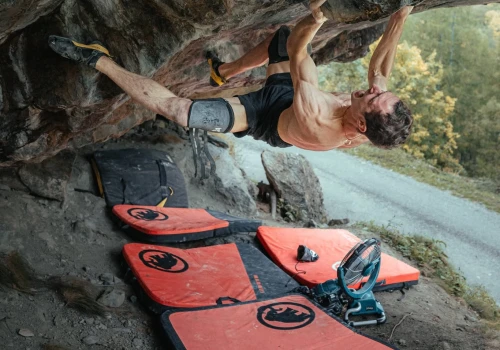 Adam Ondra powtarza „Exodię” 9A+ (9A?)