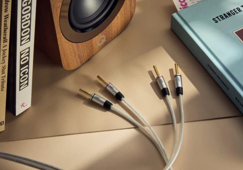 Kable audio potrafią kosztować fortunę. QED próbuje znaleźć rozsądny środek