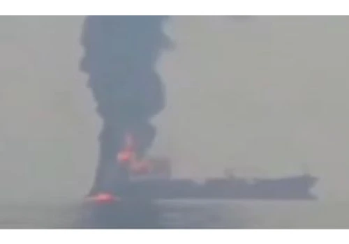 Teheran uderza w Ormuz. Tankowiec trafił na minę