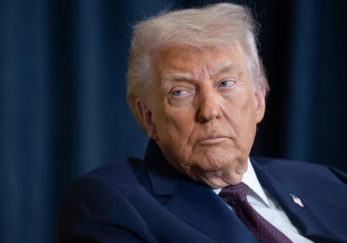 Trump wstrzymuje sankcje. Nie chce odciągać Rosji od stołu negocjacyjnego