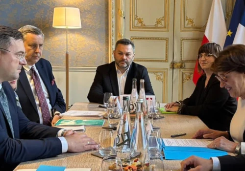 Krajewski w Paryżu: rozmowy ws. WPR, budżetu i importu z Mercosur