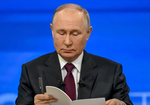 Putinowi marzy się "druga Jałta". Trzech przywódców przy stole, Zełenskiego brak