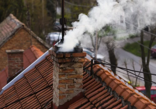 Fala pozwów przeciwko WFOŚiGW w sprawie programu „Czyste Powietrze”