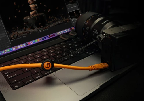 Tether Tools Optima 10G taniej do końca roku. Rabaty do 22% na kable do tetheringu