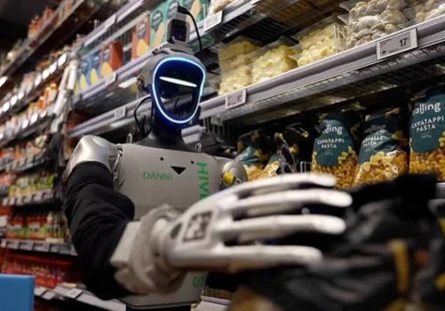 Polskę też to czeka? Supermarket testuje roboty do wykładania towaru