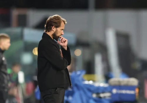 Kolejna zmiana na ławce trenerskiej Rakowa. Tomasz Kaczmarek żegna się z klubem
