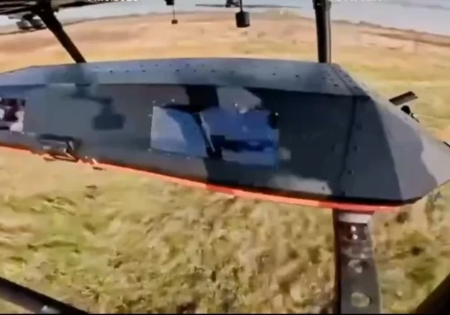 Ukraiński dron jak karetka. Transportuje rannych na froncie