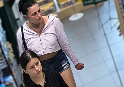 Kradzież w sklepie zoologicznym. Policja szuka tych kobiet