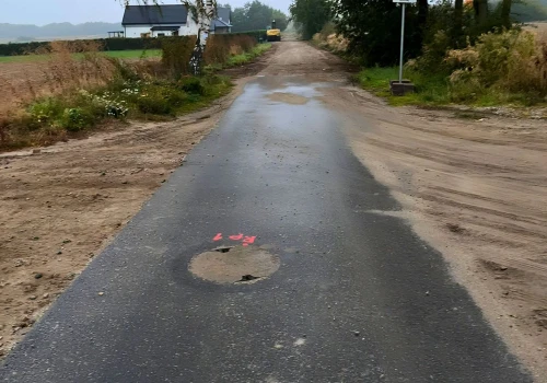 Rusza przebudowa drogi dojazdowej w Szymanowie